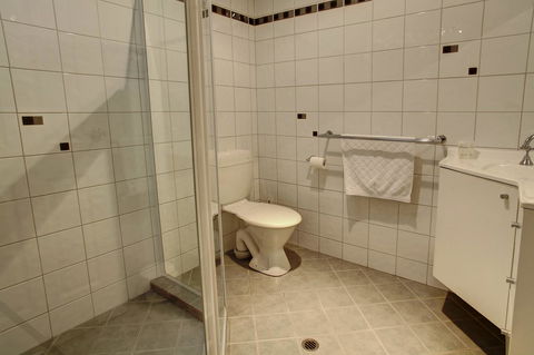 Tasman Beachside Apartment - Hervey Bay Accommodation 7