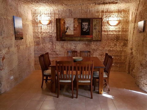 Zen Underground B&B - Hervey Bay Accommodation 18