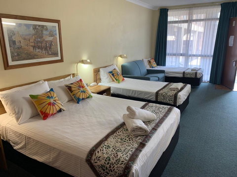 Cumberland Motor Inn - Hervey Bay Accommodation 5