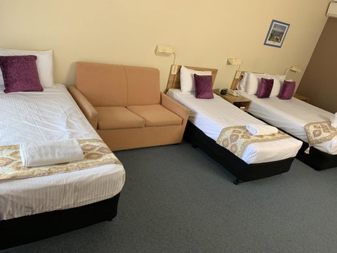 Cumberland Motor Inn - Hervey Bay Accommodation 12