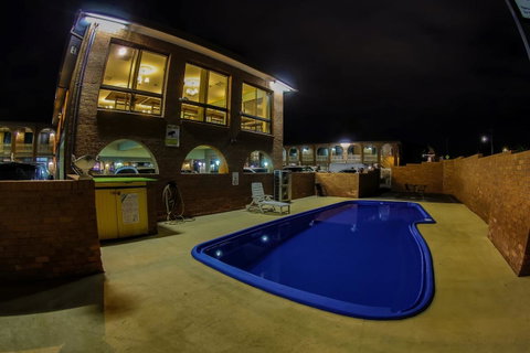 Cumberland Motor Inn - Hervey Bay Accommodation 26