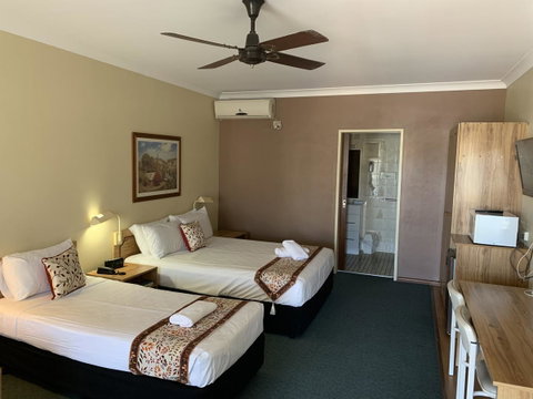 Cumberland Motor Inn - Hervey Bay Accommodation 13