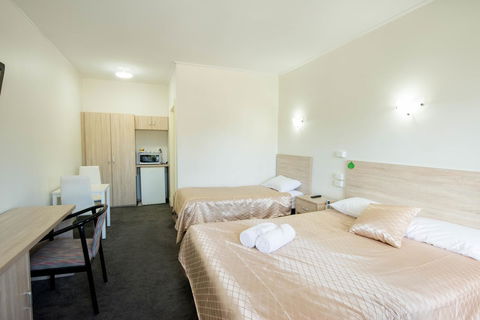 Jacksons Motor Inn - Tourism Hervey Bay 14