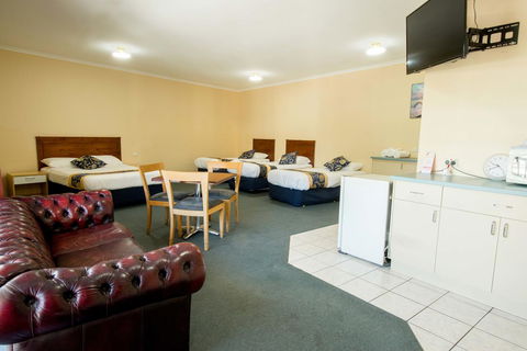 Jacksons Motor Inn - Tourism Hervey Bay 25