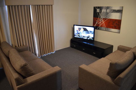 Arkana Motor Inn & Terrace Apartments - Tourism Hervey Bay 4