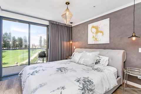 Heart Of Glenelg BnB - Hervey Bay Accommodation 0