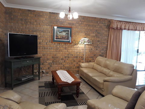 Acacia Apartments - Tourism Hervey Bay 8