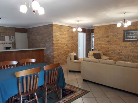 Acacia Apartments - Tourism Hervey Bay 9