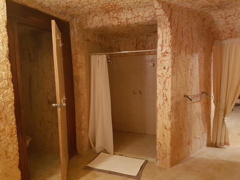 Underground Gem - Hervey Bay Accommodation 13
