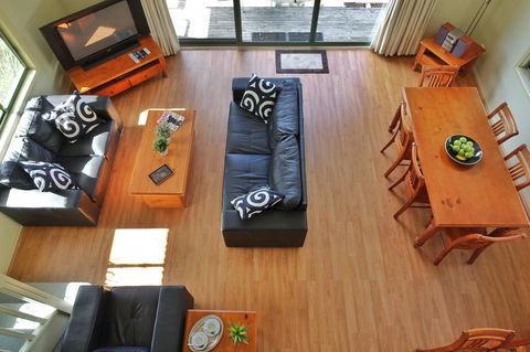 SkyView Villa - Tourism Hervey Bay 2