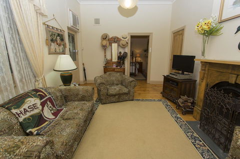 Tanunda Cottages - Hervey Bay Accommodation 10