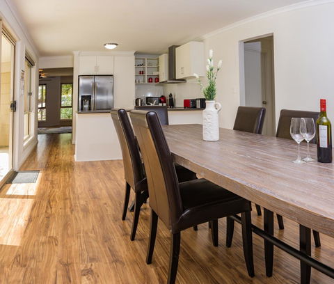 32 West B&B - Tourism Hervey Bay 0