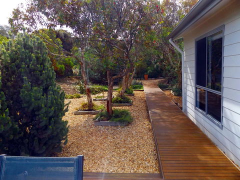 Coorong Waterfront Retreat - Tourism Hervey Bay 18