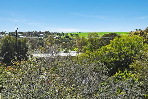 Port Of Call - Port Willunga - C21 SouthCoast Holidays - Tourism Hervey Bay 6