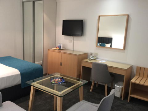 Ensenada Motor Inn And Suites - Tourism Hervey Bay 17
