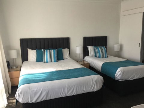 Ensenada Motor Inn And Suites - Tourism Hervey Bay 7