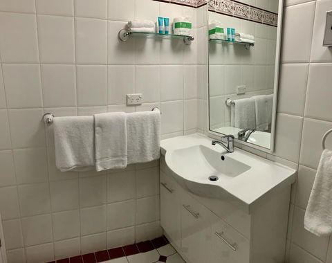 Ensenada Motor Inn And Suites - Tourism Hervey Bay 6
