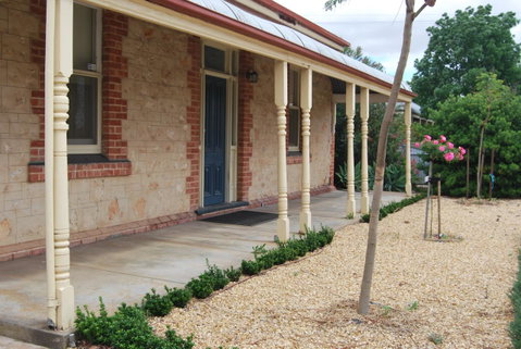 Jacaranda Cottage - Tourism Hervey Bay 12