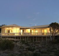 White Sands Holiday Retreat - Hervey Bay Accommodation