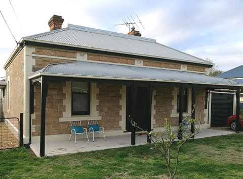 Hilda Anna's - Tourism Hervey Bay 13