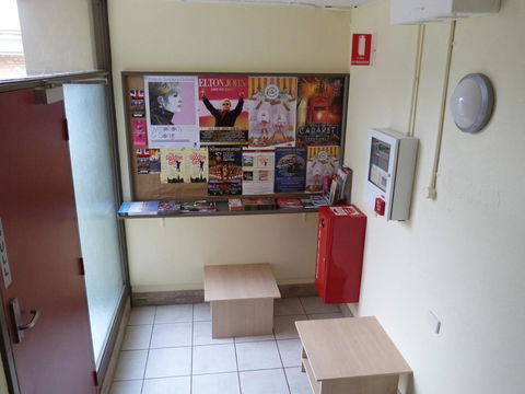 Glenelg Holiday Apartments - Corfu - Hervey Bay Accommodation 8