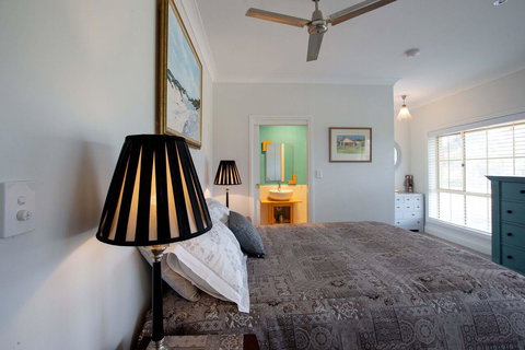 Angaston House - Tourism Hervey Bay 4