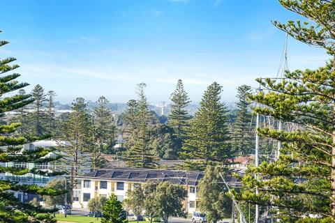 Pier Luxury Apartments - Hervey Bay Accommodation 31