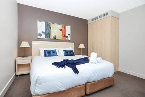 Pier Luxury Apartments - Hervey Bay Accommodation 22