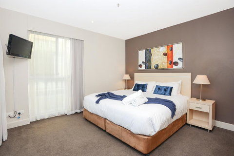 Pier Luxury Apartments - Hervey Bay Accommodation 29