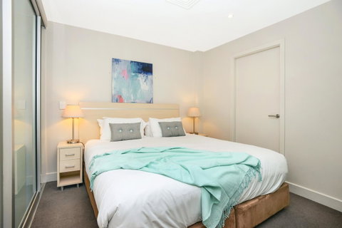 Pier Luxury Apartments - Hervey Bay Accommodation 30