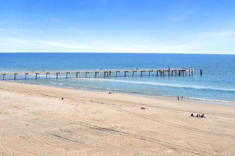 Pier Luxury Apartments - Hervey Bay Accommodation 6