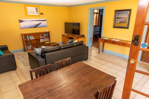 Rivergum Cottages Gawler Barossa Region - Hervey Bay Accommodation 6