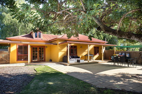 Rivergum Cottages Gawler Barossa Region - Hervey Bay Accommodation 7