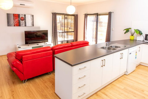 Rivergum Cottages Gawler Barossa Region - Hervey Bay Accommodation 14