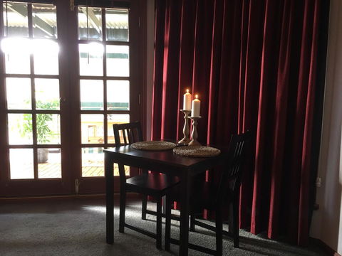 Wine And Roses Bed And Breakfast - Tourism Hervey Bay 33
