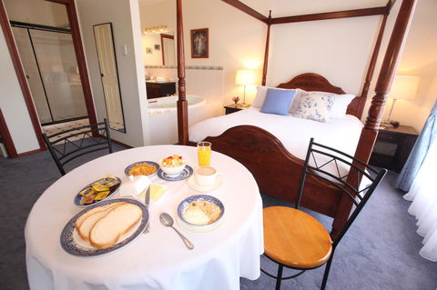 Wine And Roses Bed And Breakfast - Tourism Hervey Bay 22