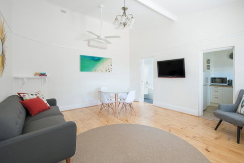 Seawall Apartments - Hervey Bay Accommodation 22
