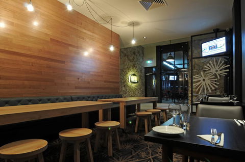 Mansfield Park Hotel - Tourism Hervey Bay 5