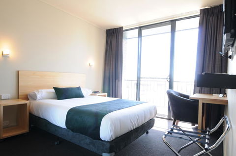 Mansfield Park Hotel - Tourism Hervey Bay 14
