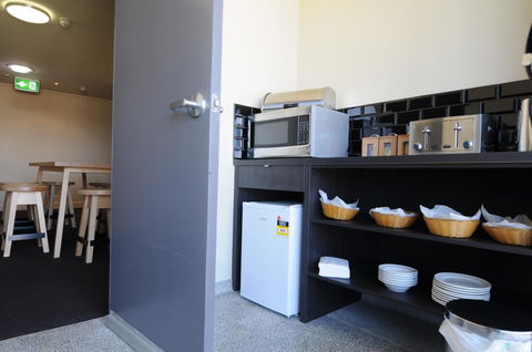 Mansfield Park Hotel - Tourism Hervey Bay 6
