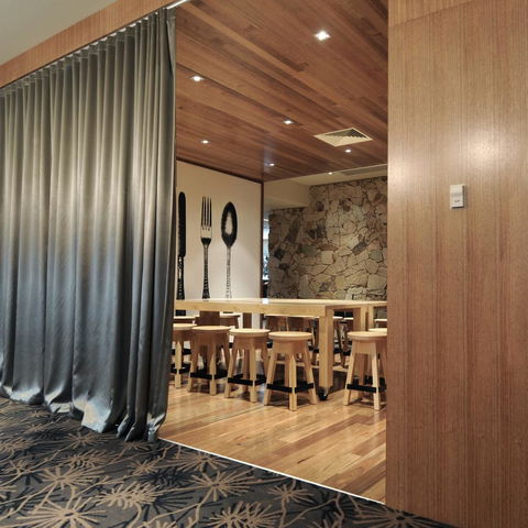 Mansfield Park Hotel - Tourism Hervey Bay 4