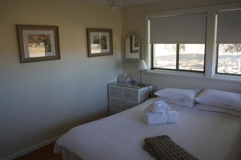 Rabbiters Hut - Tourism Hervey Bay 4