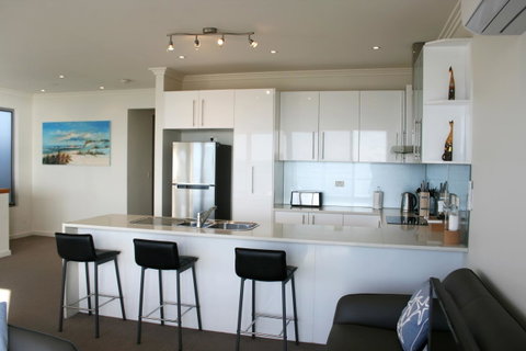 Penneshaw Oceanview Apartments - Hervey Bay Accommodation 4