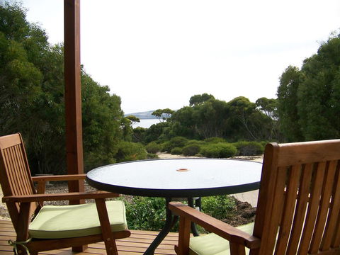 Mallee Bark Retreat - Hervey Bay Accommodation 2