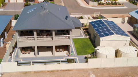 Rezare House Bed & Breakfast - Tourism Hervey Bay 2