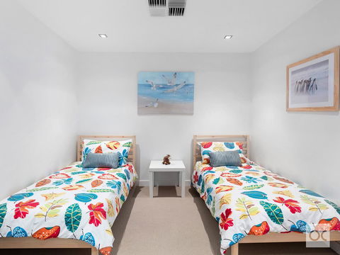 Breeze Beachfront Apartment - Tourism Hervey Bay 28