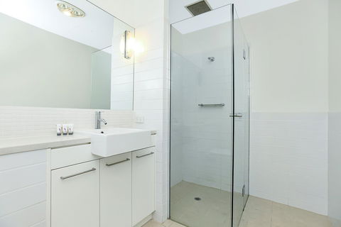 Breeze Beachfront Apartment - Tourism Hervey Bay 14