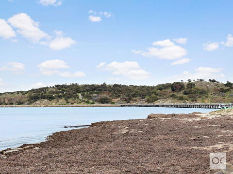 Breeze Beachfront Apartment - Tourism Hervey Bay 22