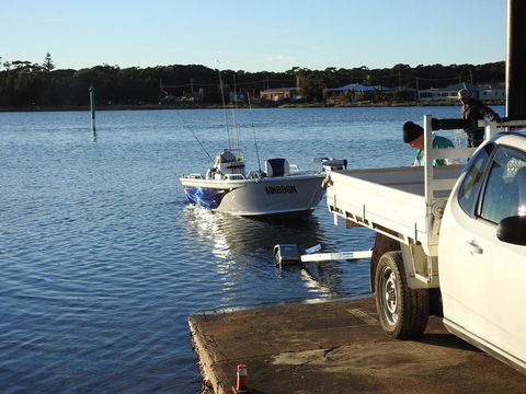 Lake Edge Apartments - Tourism Hervey Bay 23