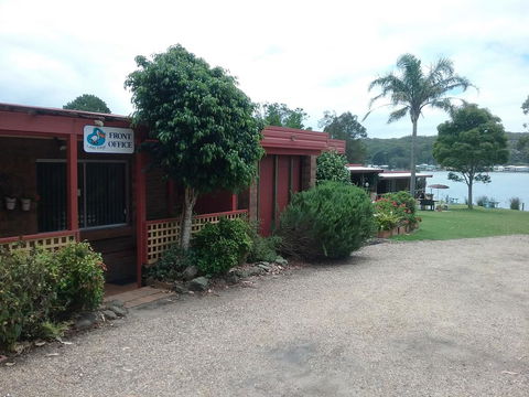 Lake Edge Apartments - Tourism Hervey Bay 1